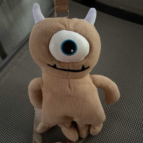 Disney Pixar Monsters Inc Little Mike plush sling bag - Picture 8 of 9
